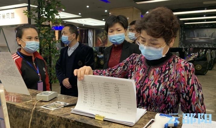周迎春检查市区文化娱乐场所常态化疫情防控工作： 科学精准常态防控 审慎评估稳妥开放