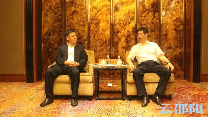 刘事青与黄卫忠蒋俊文座谈：进一步深化合作 实现共赢惠民生