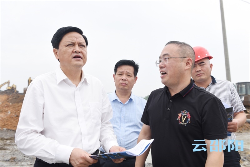 李万千到新邵调研产业发展：加快项目建设  推动经济高质量发展