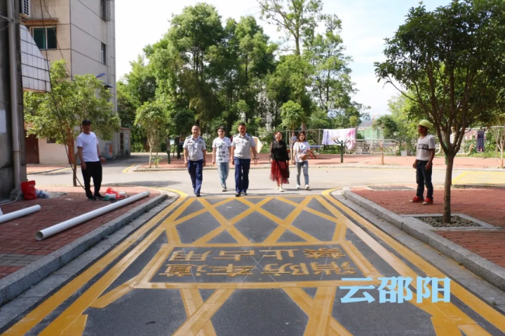 车子停在小区内，邵阳这个车主却被罚款！他的做法可能你也有过……