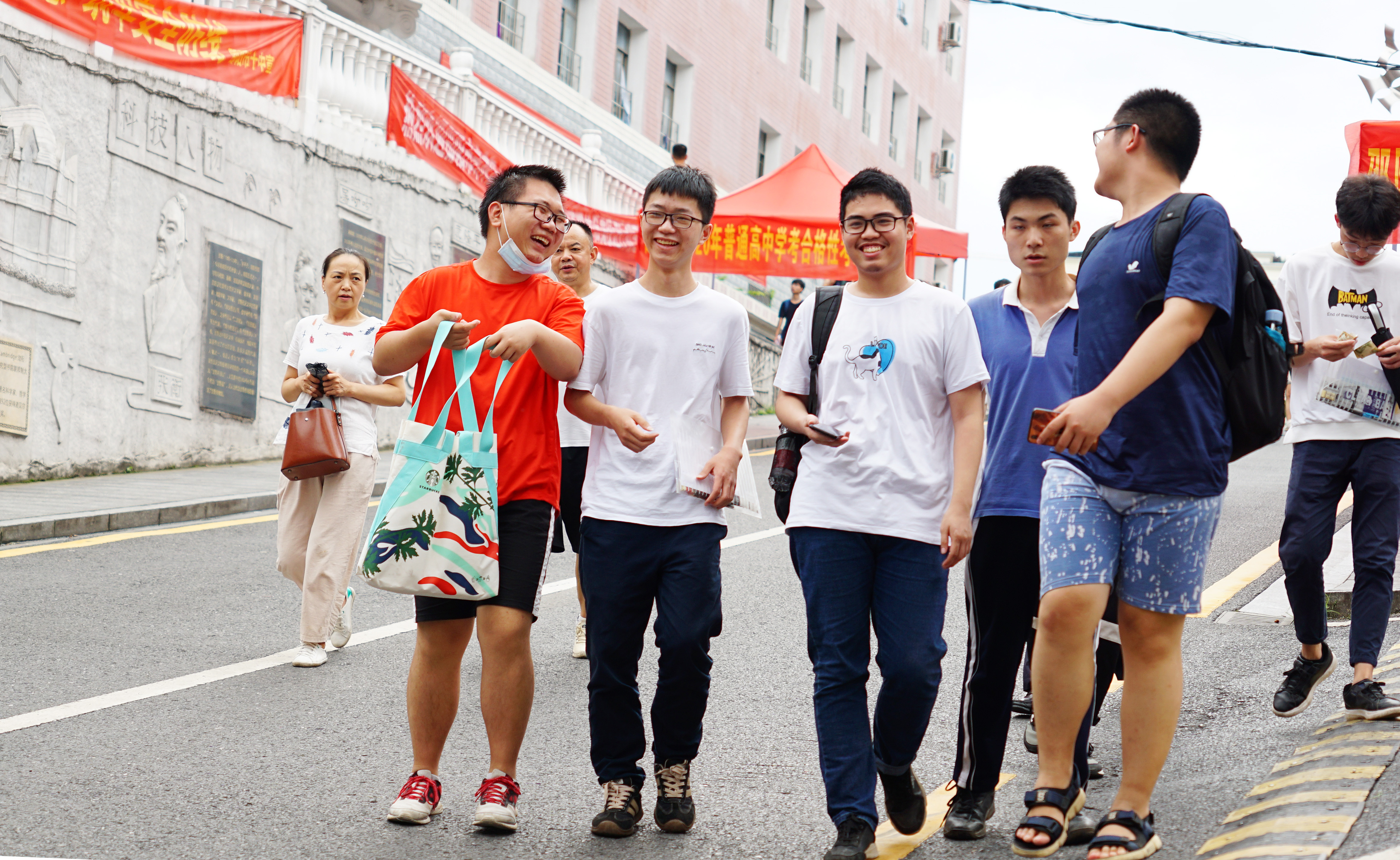邵阳拉开高中学考帷幕  各部门全力护考