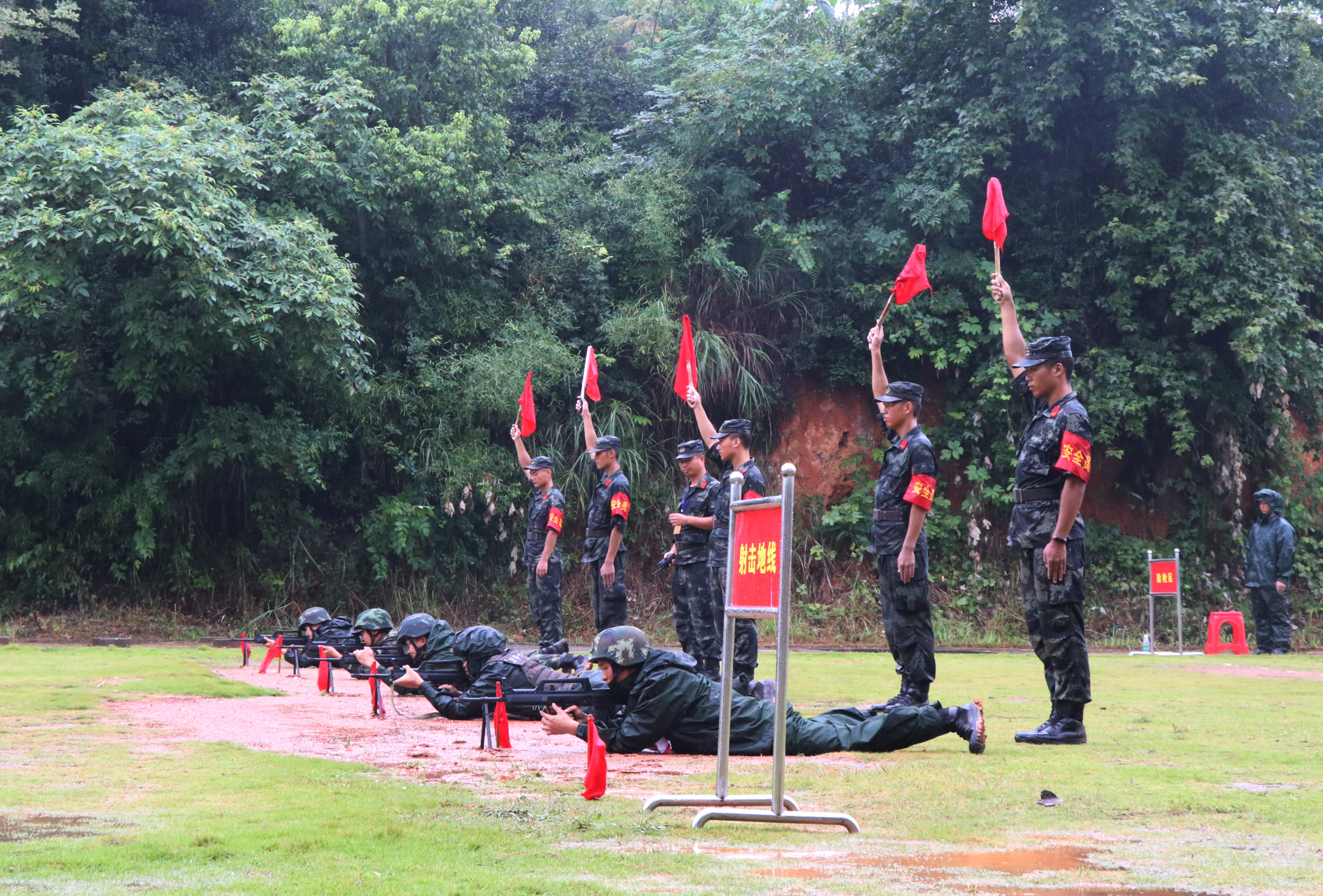 画面超震撼！直击武警邵阳支队实战练兵大比武