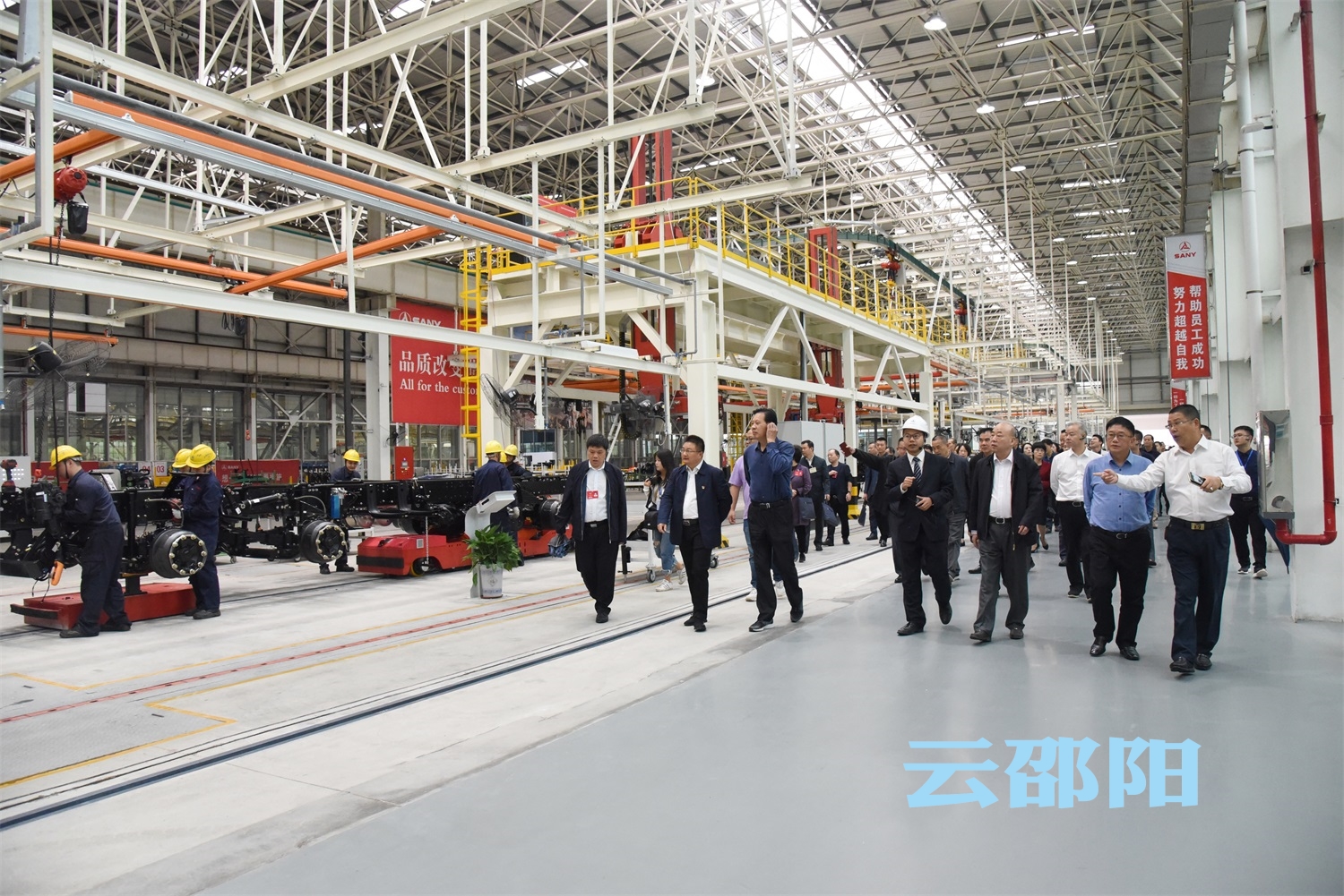 市政协委员视察“湘南湘西承接产业转移示范区”建设