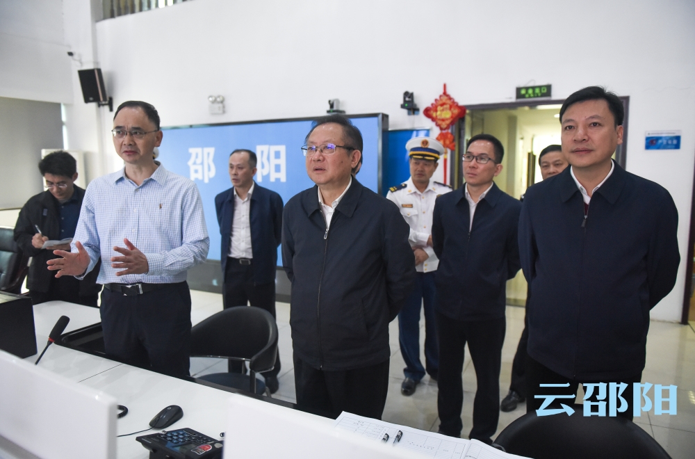 龚文密在市区检查督导交通安全等工作：强化措施严密防范和遏制各类安全事故发生