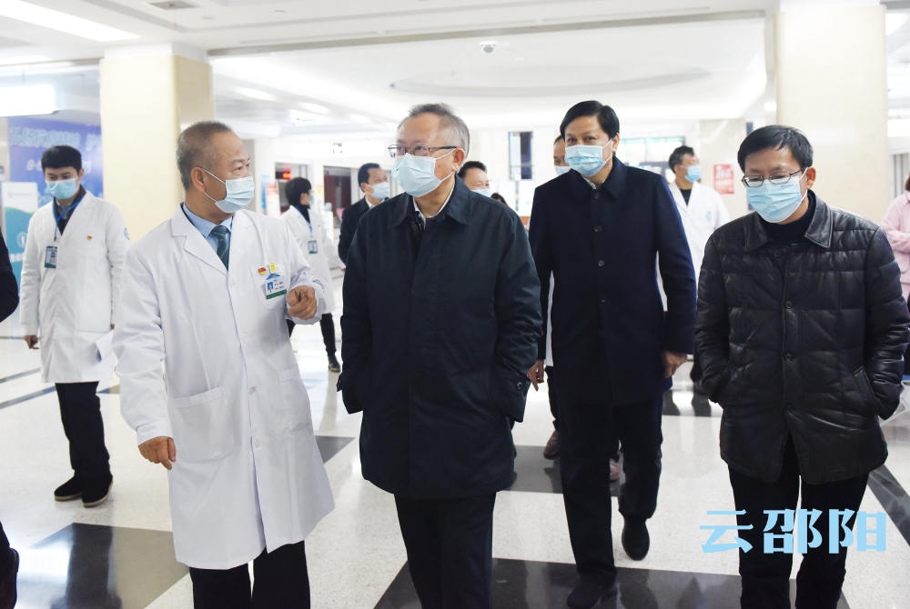 龚文密：加快补齐短板 健全公共卫生服务体系 切实维护人民群众生命安全和身体健康