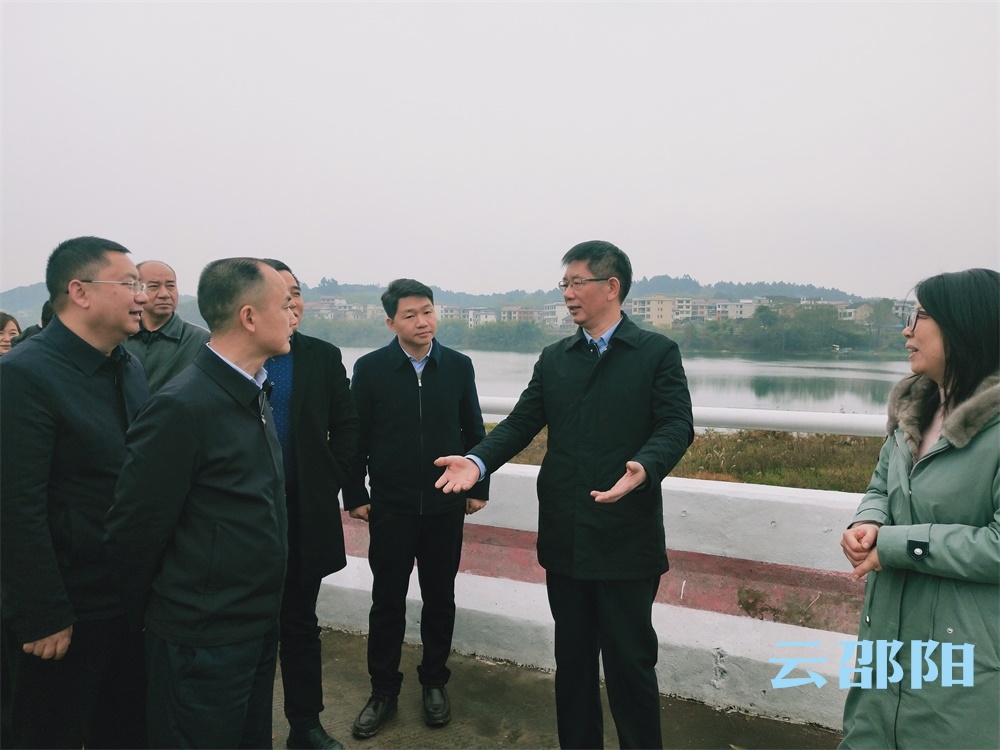 刘事青：全面压实责任健全长效管理 推动实现水生态环境长治久清