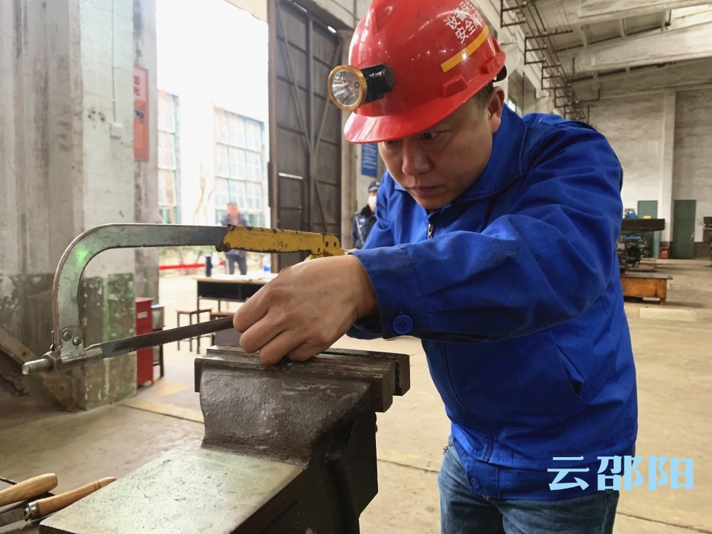 邵阳市166名制造行业能手比武角逐“宝庆工匠”