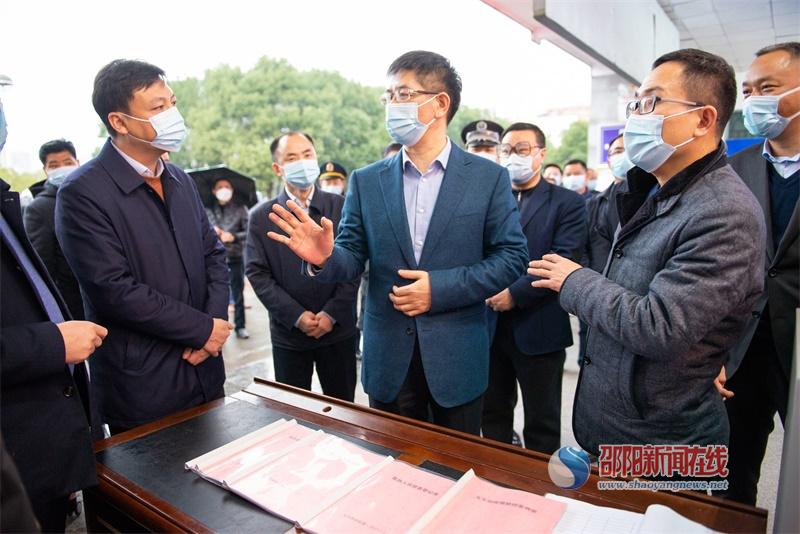 刘事青检查春节重点民生保障工作，督导安全生产和疫情防控事项：全力以赴保安保供 稳价惠民确保节日稳定安宁欢乐祥和