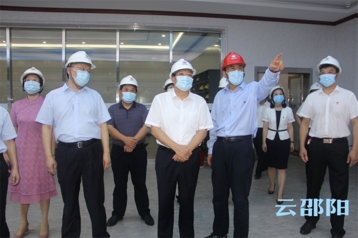 华学健到大祥区调研产业发展和疫情防控工作
