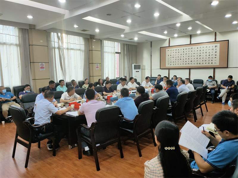 周迎春调度邵阳市第十二次党代会宣传工作