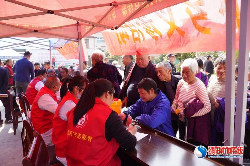 我为群众办实事——武冈市人民医院开展送医下乡义诊活动