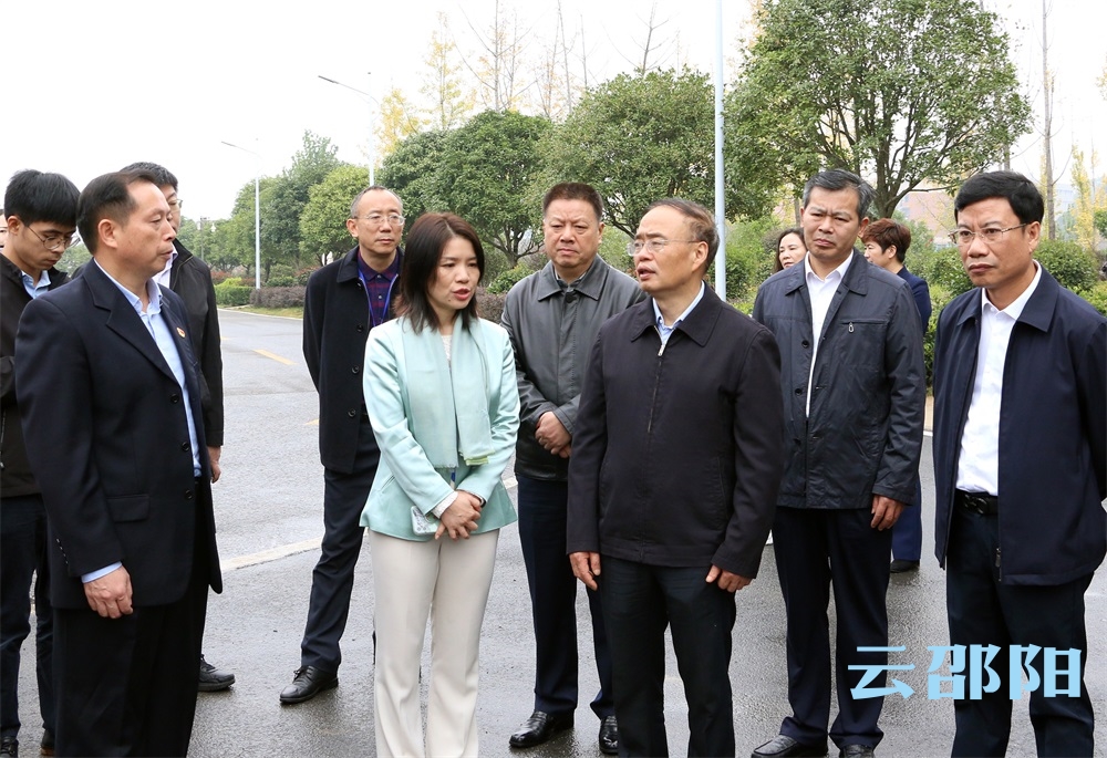 彭国甫率队在邵开展职业教育“一法一条例”执法检查