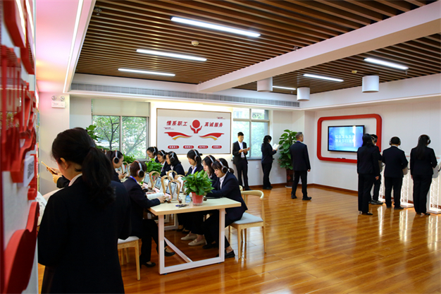 “三大高地”打造员工们的精神家园——邵阳路桥共建共享活动阵地打造学习型企业
