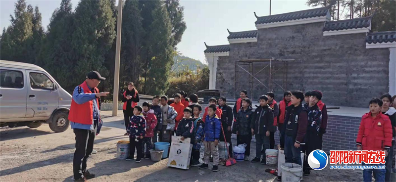 长沙有色冶金设计研究院有限公司驻隆回县天马山村乡村振兴工作队开展公益活动