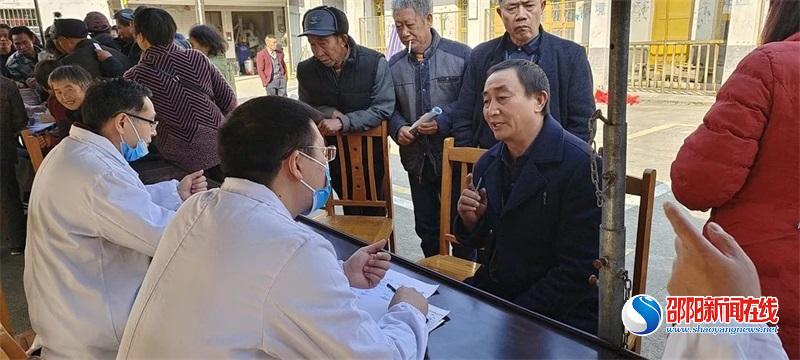 寒冬义诊暖人心 服务健康献真情——洞口县中医医院前往山门镇秀云村开展送医下乡义诊活动