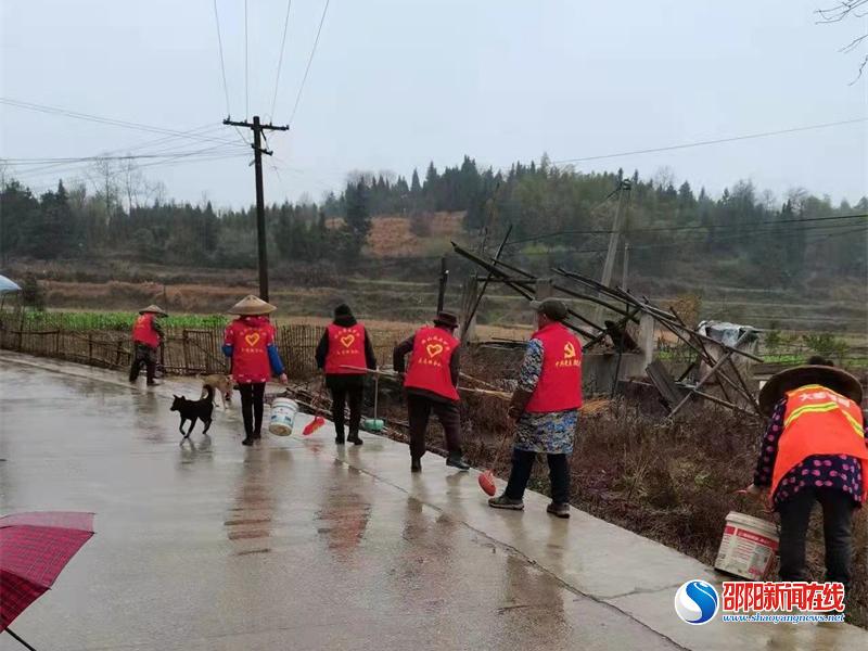 隆回县北山镇：一抹志愿红 温暖回家路