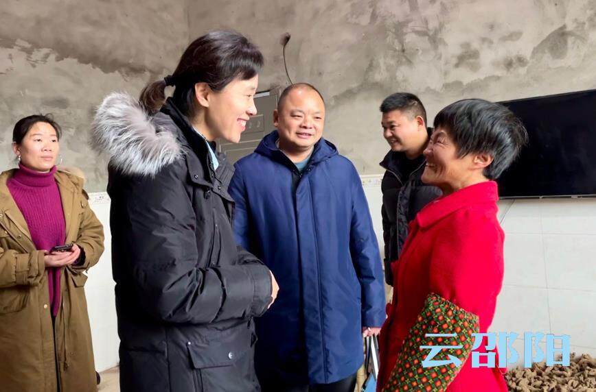 邵阳市委网信办：新春送温暖 慰问显真情