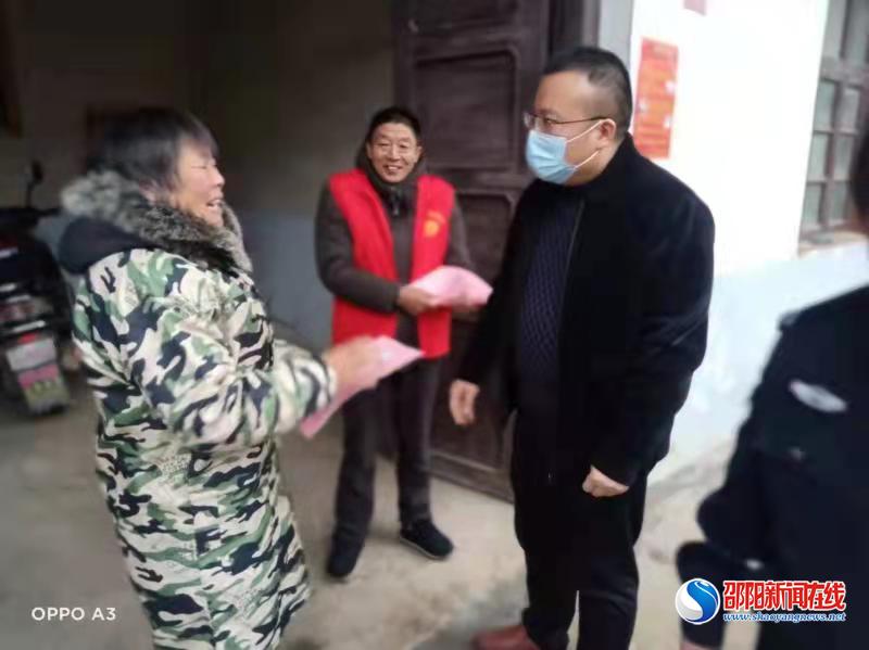 邵东市流光岭镇人大代表开展春节走访慰问活动