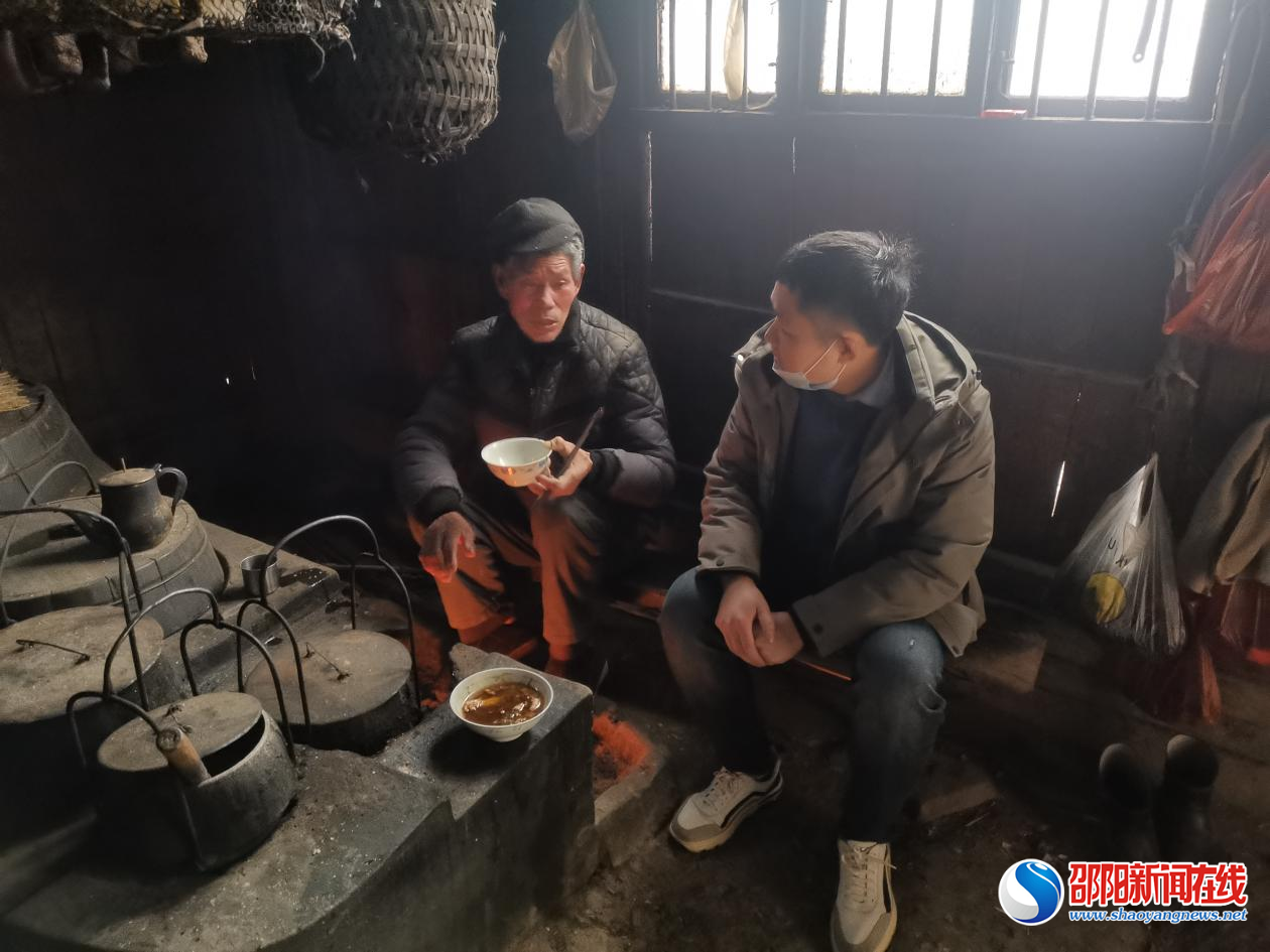 洞口县古楼乡：网格化全面监管打造乡村工作新格局
