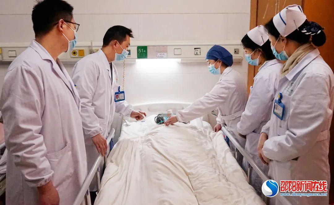 97岁老人粉碎性骨折 邵东市中医医院“小切口”完成高难度手术