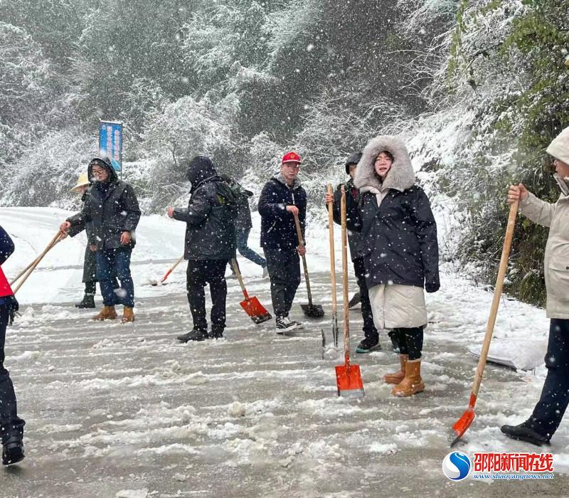 新邵县潭溪镇：汇集万千“小行动”保障群众“大民生”
