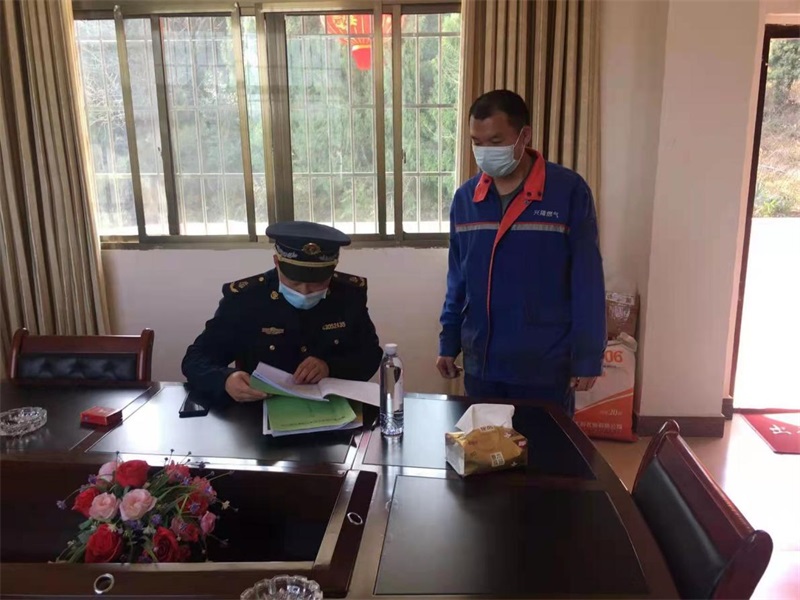 隆回县荷香桥镇开展安全生产大排查、大整治专项行动