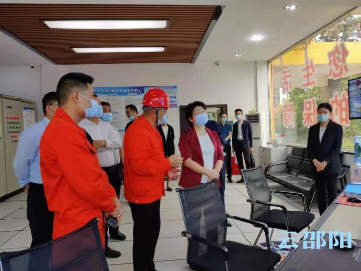 周迎春到北塔区督导社会治理六项重点工作