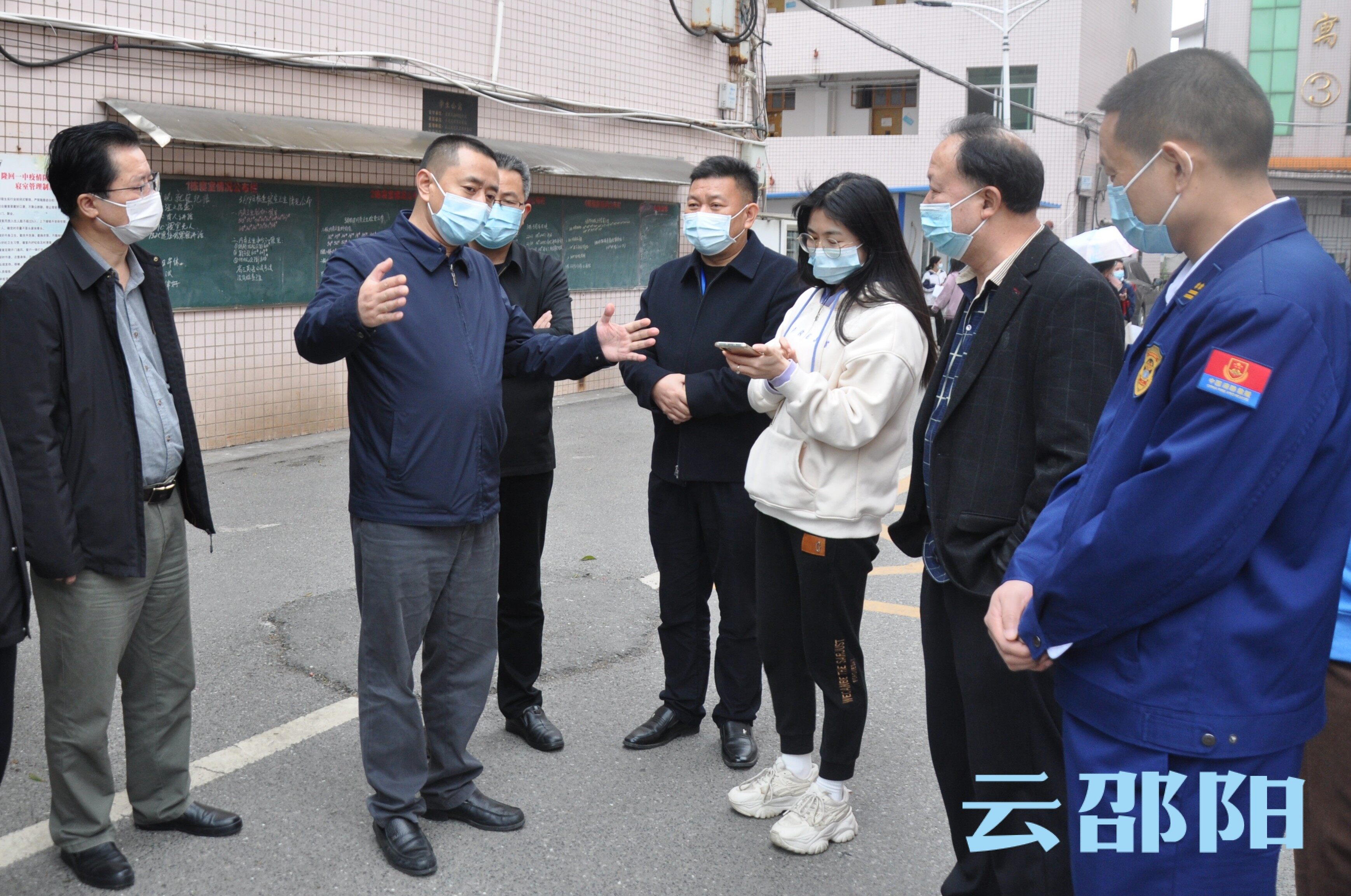 汤立斌到隆回县暗访督导疫情防控和社会治理六项重点工作