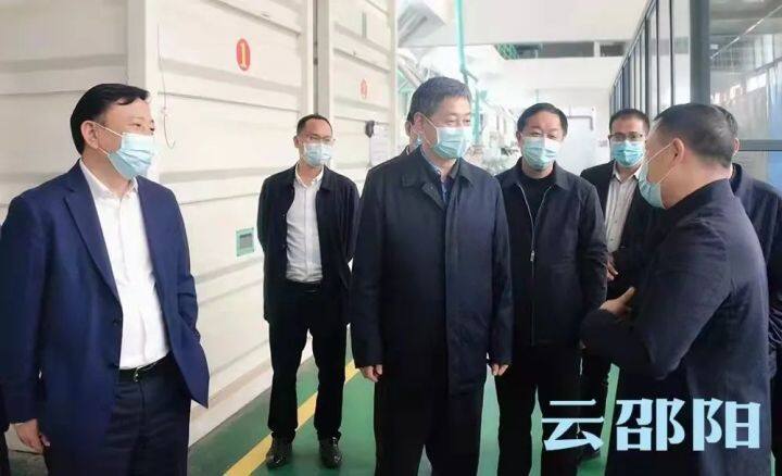 严华在邵东调研督导：统筹抓好疫情防控和经济社会发展