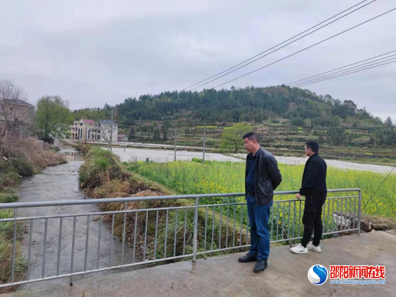 新邵县潭府乡：扎实开展巡河 严格落实河长制