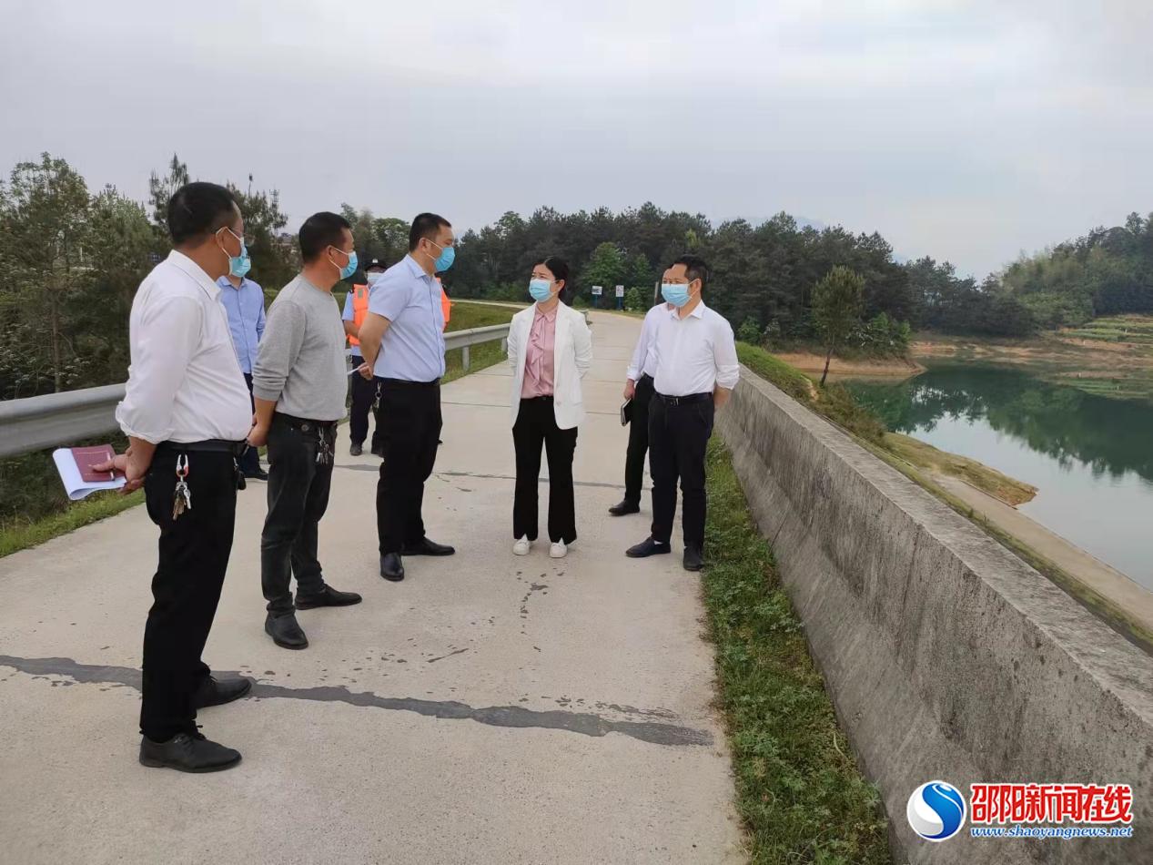洞口县：郭向荣到毓兰镇超美水库督促指导防溺水工作