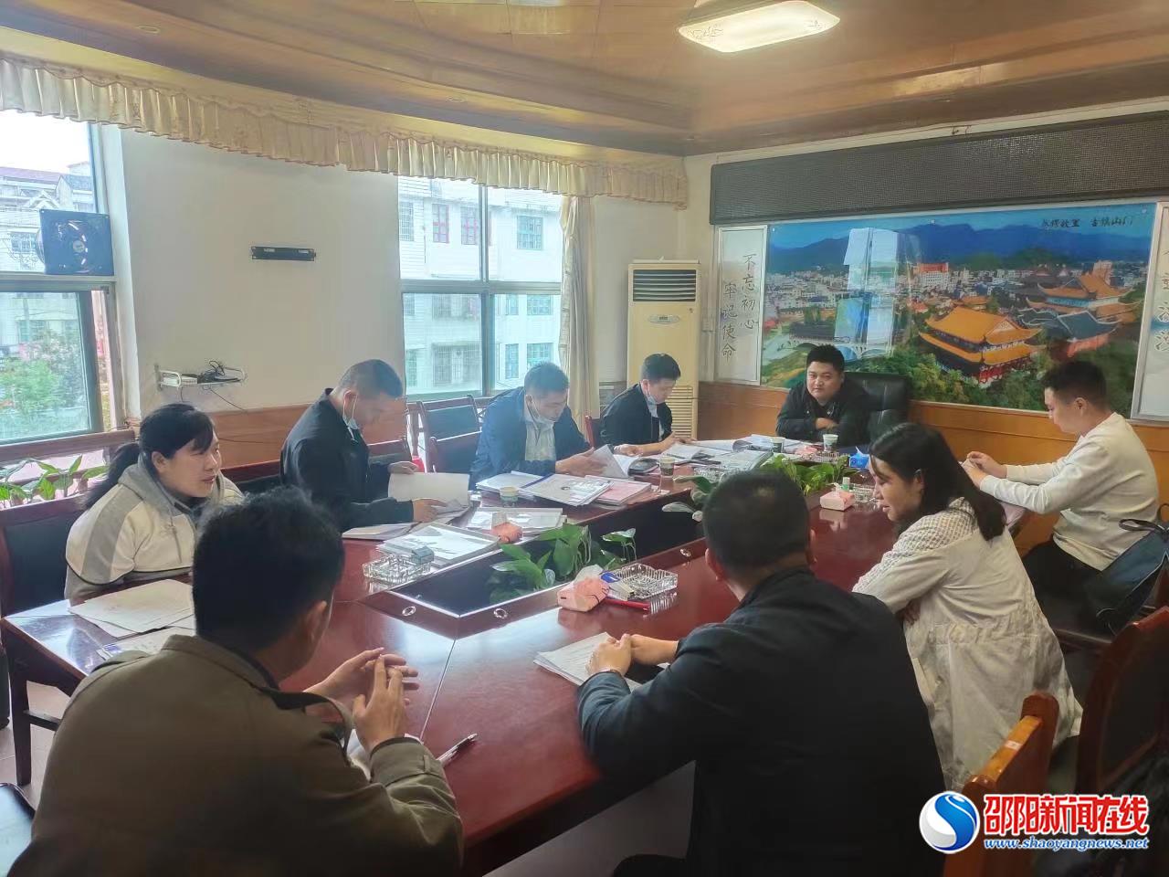市公安局禁毒社会化管理科工作组一行到洞口县山门镇调研禁毒工作