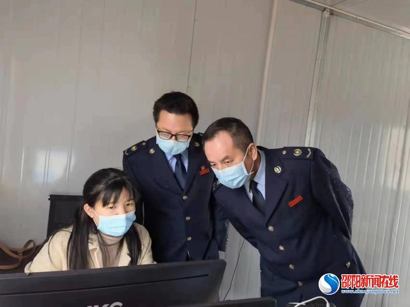 新邵税务：落实缓税政策 助力企业轻装远行