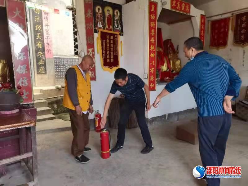 新邵县酿溪镇开展宗教场所安全大排查工作