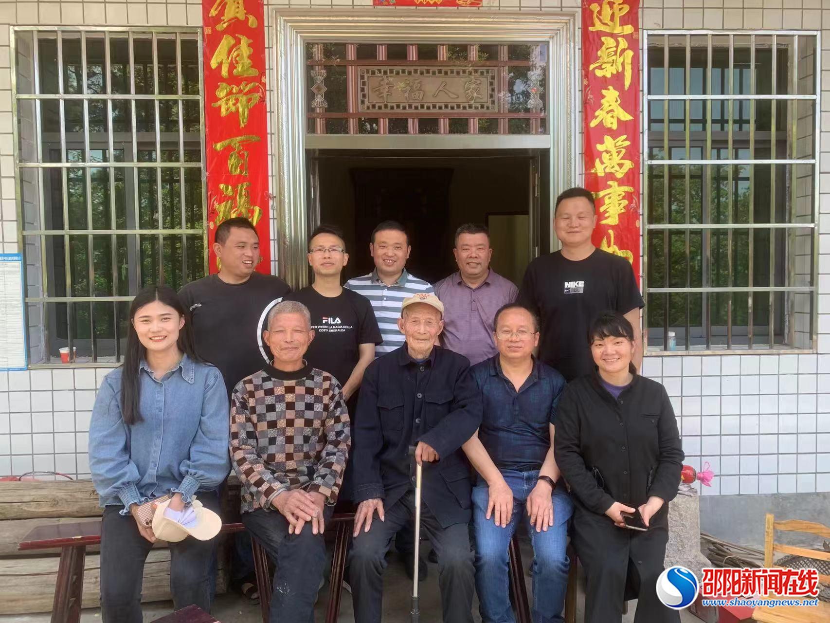 隆回县高平镇：老兵口述历史 传承黄埔精神