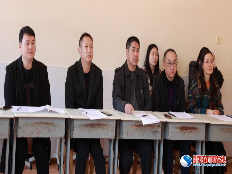 隆回县六都寨镇：人大代表助力乡村振兴 筑牢青少年防溺水安全防线