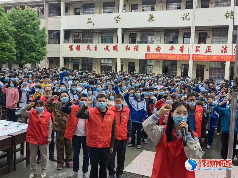 隆回县：社会治理进校园 筑好校园安全墙