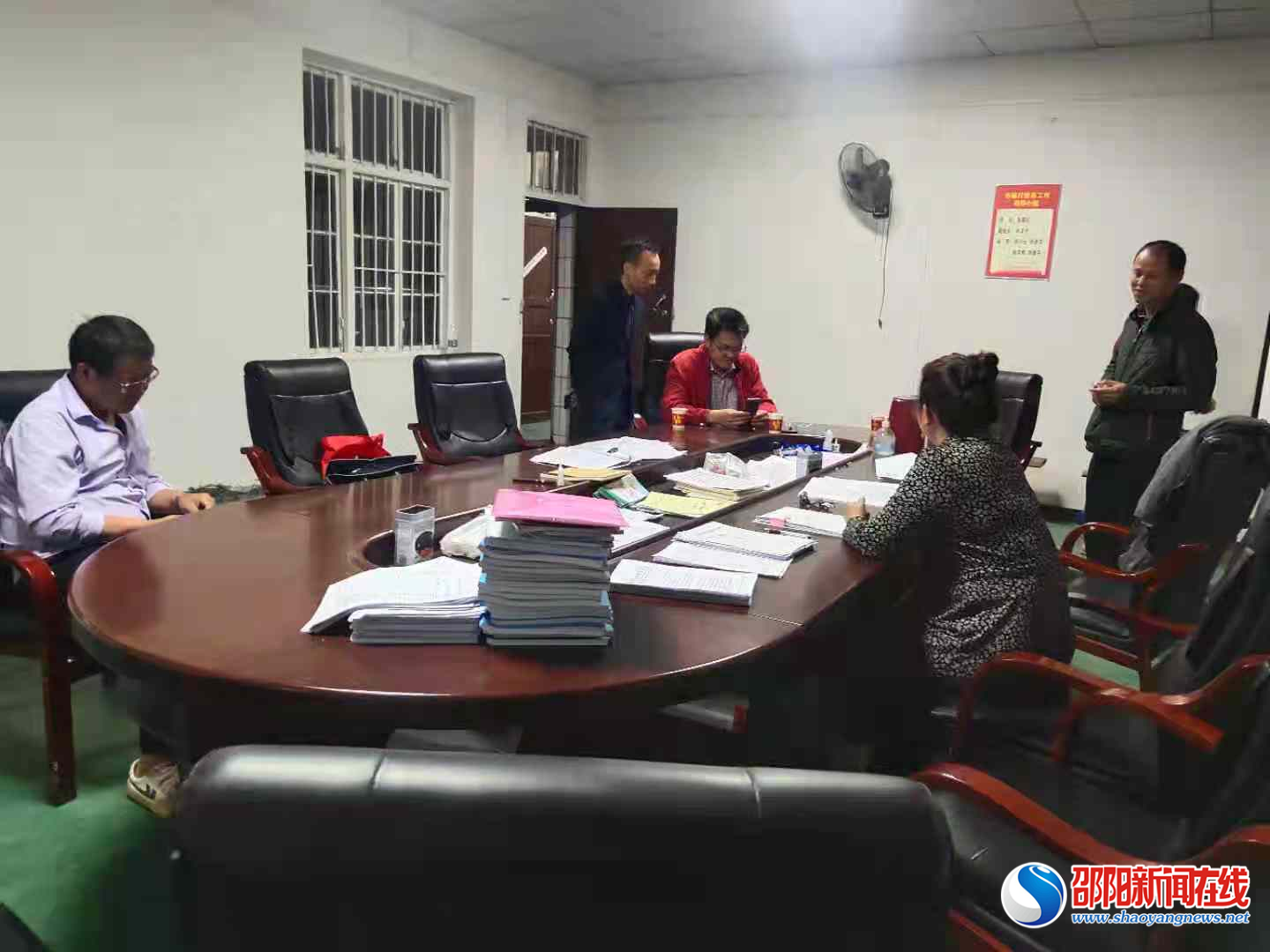 隆回县三阁司镇对驻村工作队工作开展情况进行检查
