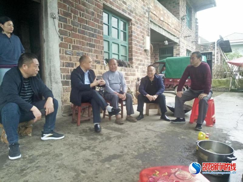 洞口县：走访慰问监测户 关爱群众暖民生