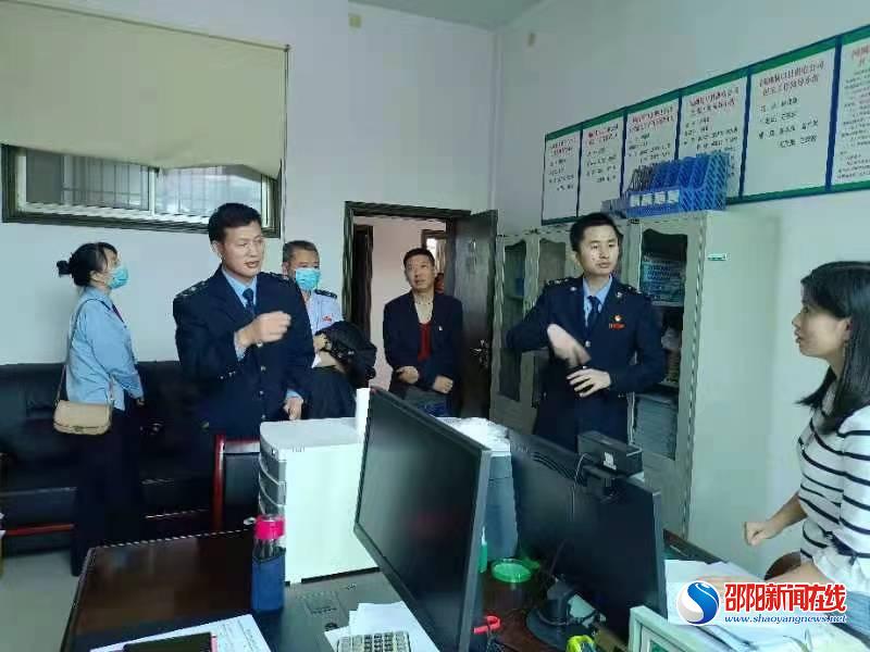 洞口税务：“党建+”开启纳税服务“红色引擎”
