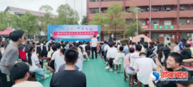 隆回县桃花坪街道开展学生防溺水应急演练活动
