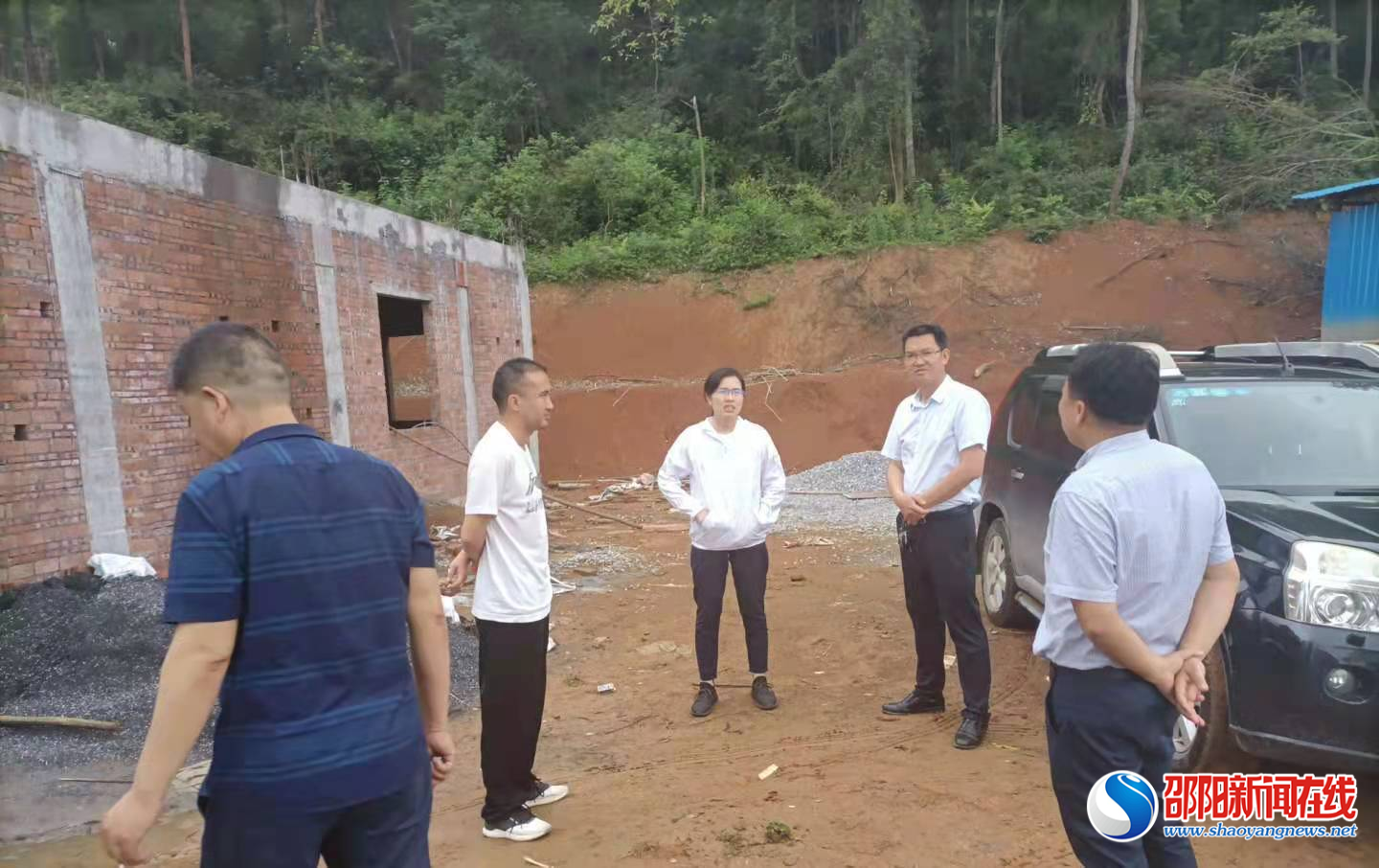 隆回县：李翠婷到三阁司镇督查指导防汛救灾工作
