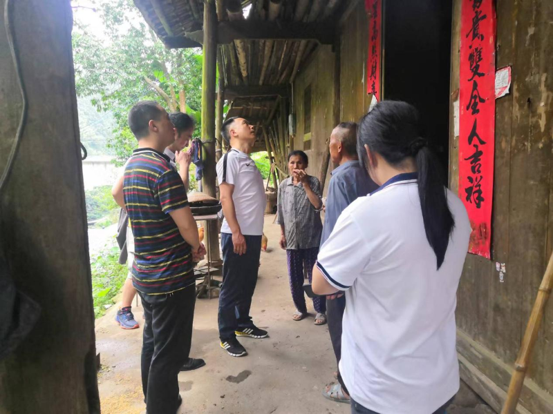 洞口县长塘瑶族乡开展防汛救灾“户帮户”紧急转移避险应急演练