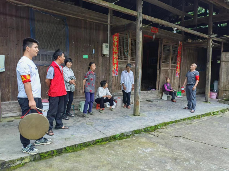 洞口县古楼乡仙人村开展防汛应急演练