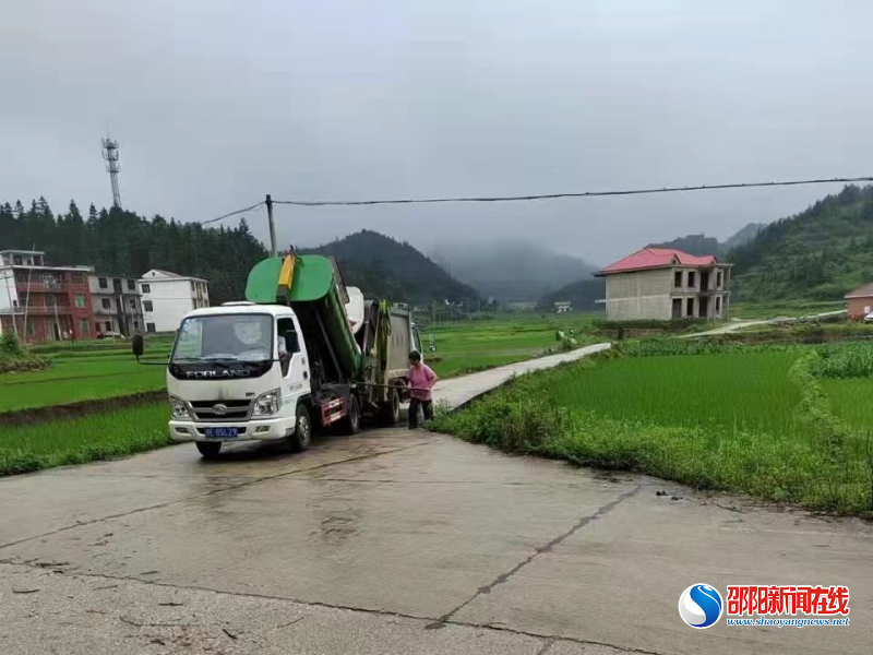 洞口县毓兰镇侯家村持续开展人居环境整治工作