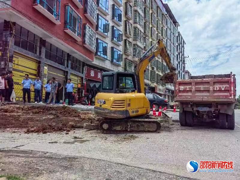 隆回县北山镇：“路长”护路措施硬