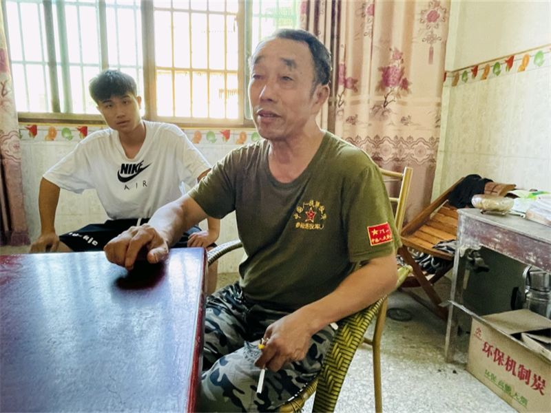 满腔壮志报祖国，一身热血献家乡——记湖南省邵阳市洞口县对越反击战老兵、老党员谢瑞林