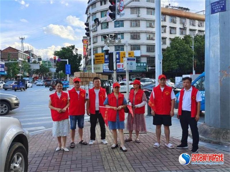 邵东市交通运输局持续开展交通文明劝导服务活动