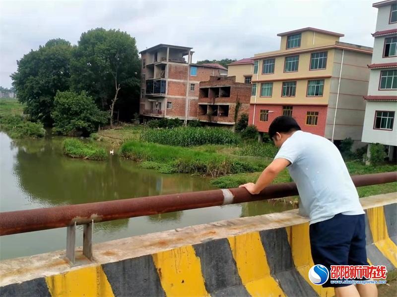 邵东市杨桥镇履行河长制工作