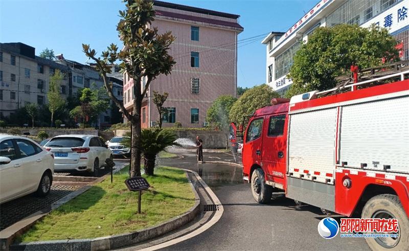 隆回县三阁司镇开展“三清三化”助力文明创建